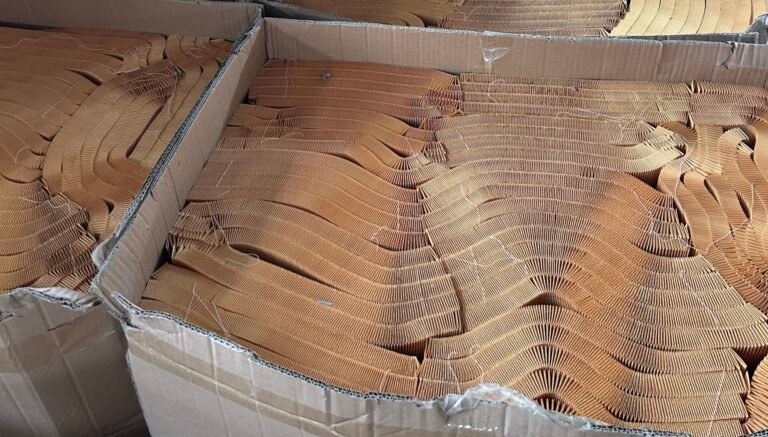 moisture-resistant air filter media